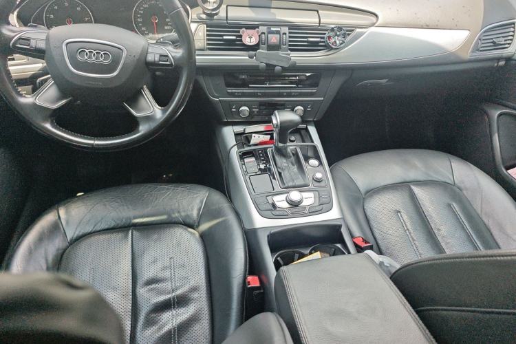 Used Audi A6L 2014 TFSI Comfort Model Center Console
