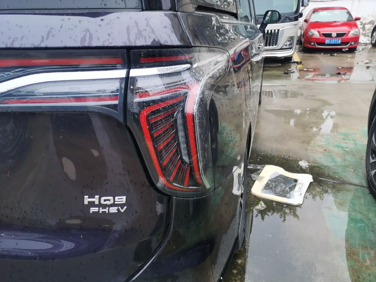 Hongqi HQ9 PHEV 2024 2.0T Four-Wheel Drive Business Edition — снимка 9