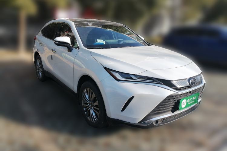 Used Toyota Harrier 2022 2.0L CVT Two-Wheel Drive Deluxe Edition