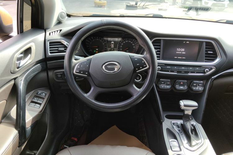 Used GAC Trumpchi GS4 2017 235T Automatic Two-Wheel Drive Luxury Smart Connectivity Version
