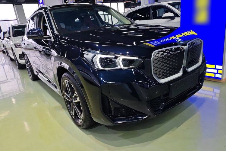 Used BMW iX1 2023 xDrive30L M Sport Package
