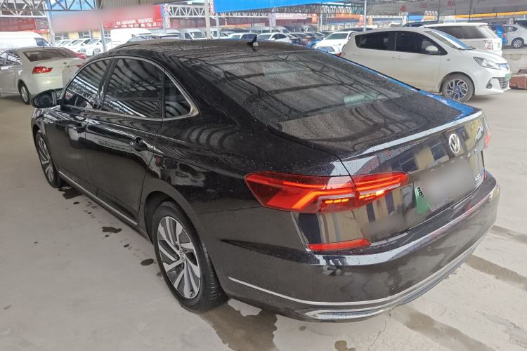 Used Volkswagen Passat New Energy 2019 430 PHEV Hybrid Elite Edition Rear Left 45 Deg