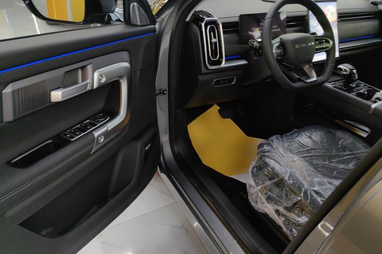 Used Chery Tiggo 7 2025 High-Performance Version 1.6T Two-Wheel Drive Edition Driver Seat