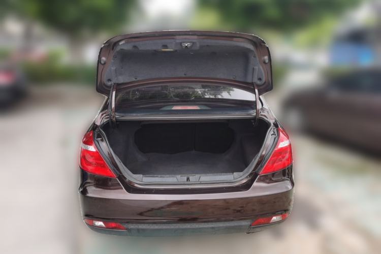 Used Geely Auto Emgrand 2017 Sedan Million Edition 1.5L CVT Upward Connectivity Version Trunk