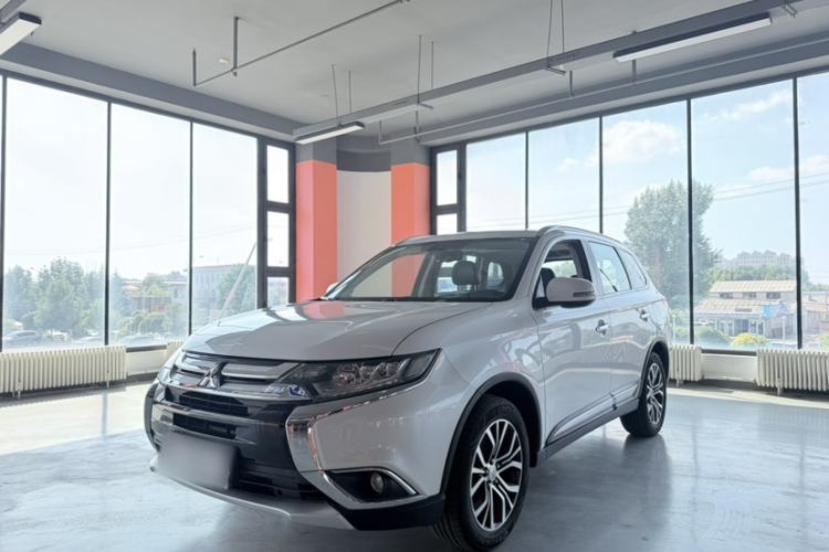Used Mitsubishi Outlander 2018 2.4L 4x4 Elite Edition 5 Seats Guazi used car, China used car export, Used car for sale, Used cars, Cheapest cars for sale