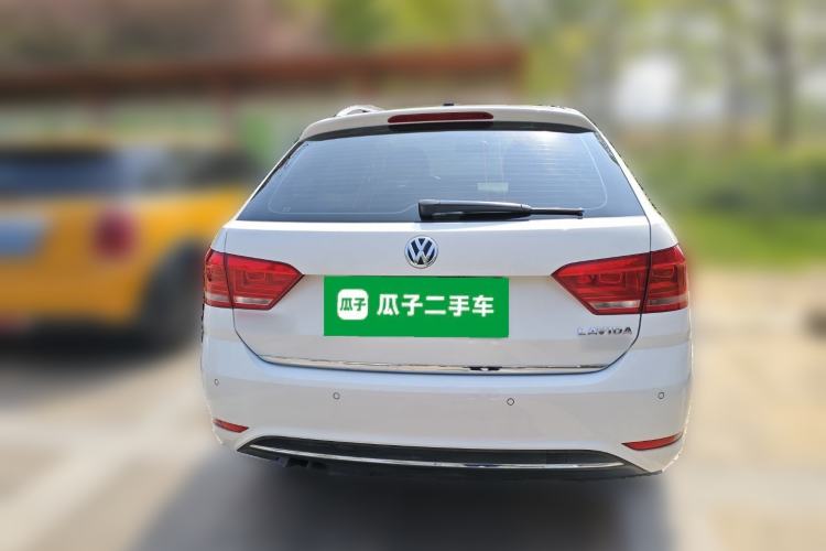 Used Volkswagen Gran Lavida 2015 230TSI DSG Comfort Edition
