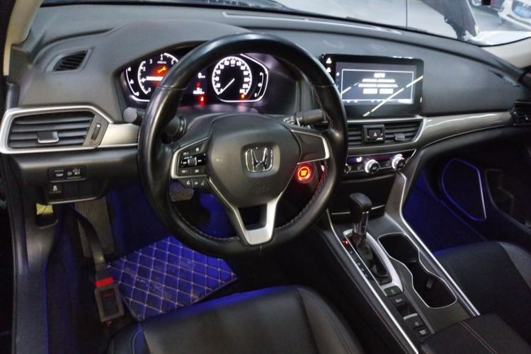 Used Honda Accord 2022 260TURBO Luxury Edition Center Console
