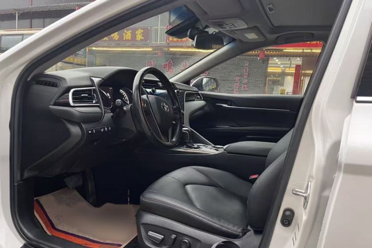 Used Toyota Camry 2019 2.0G Luxury Edition China VI Standard