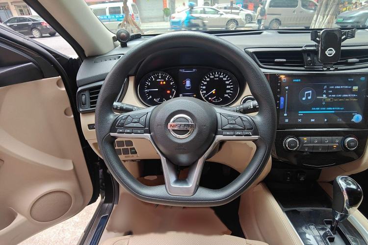 Used Nissan X-Trail 2017 2.0L CVT Comfort Edition 2WD
