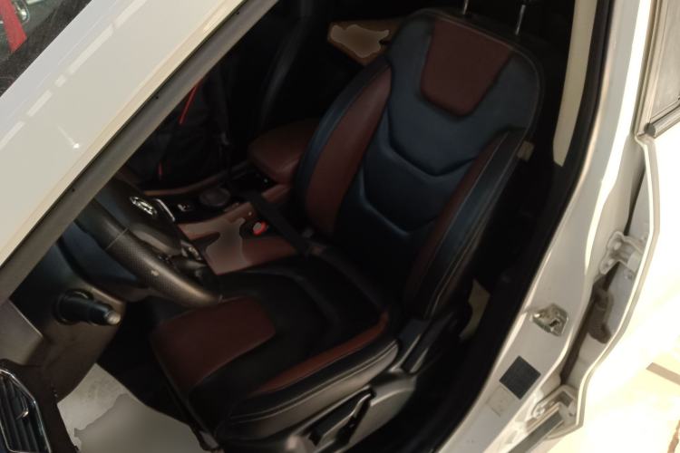 Used Dongfeng Fengon 580 2016 Revised Version 1.5T CVT Luxury Edition
