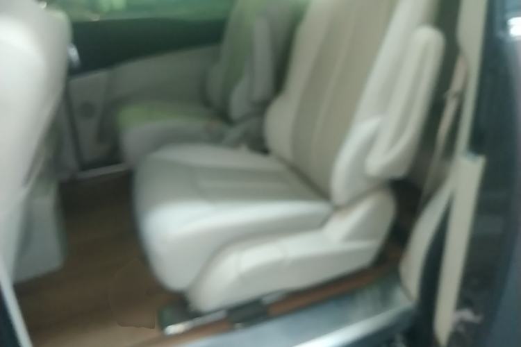 Used Buick GL8 2023 Land Executive Class Smart Enjoyment Model
