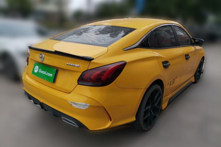 Used MG 5 2021 180 DVVT CVT Youth Luxury Edition
