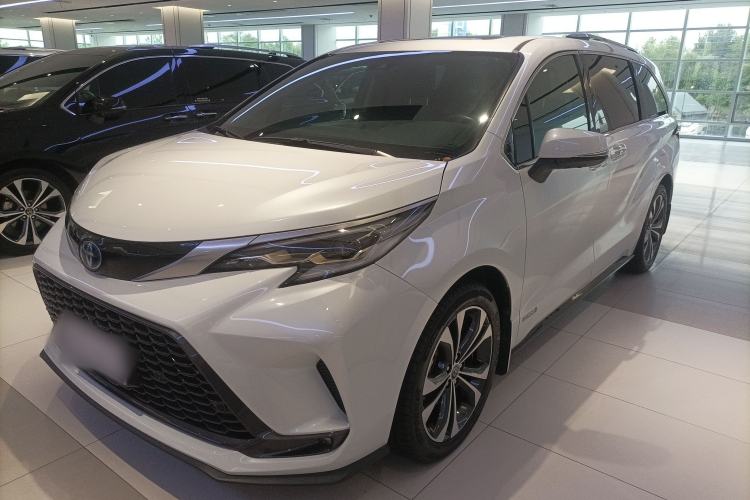 Used Toyota Granvia 2022 2.5L Hybrid Premium Edition