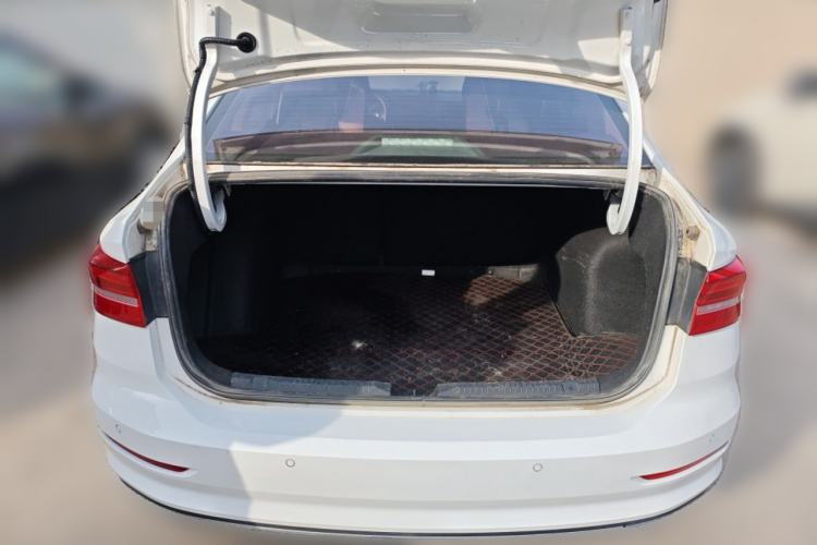 Used Volkswagen Lavida 2018 1.5L Manual Comfort Edition China V Standard Trunk