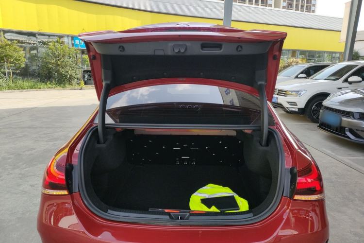 Used Mercedes-Benz A-Class 2021 A 200 L Sport Sedan Fashion Model
