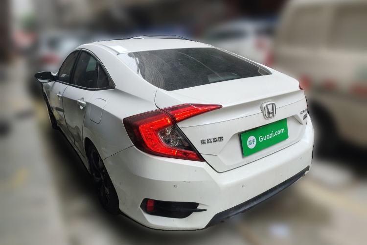 Used Honda Civic 2016 220TURBO CVT Luxury Edition
