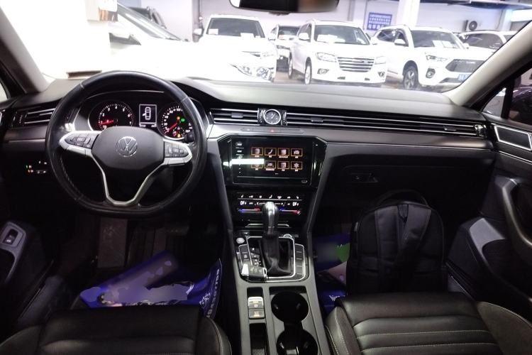 Used Volkswagen Magotan 2020 330TSI DSG Leading Model
