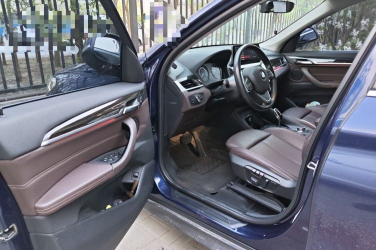 Used BMW X1 2020 sDrive25Li Leading Model
