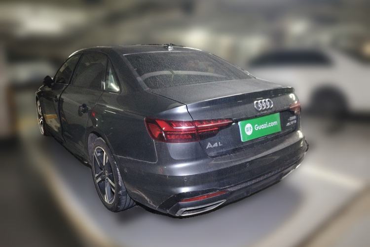 Used Audi A4L 2022 40 TFSI Luxury Dynamic Model
