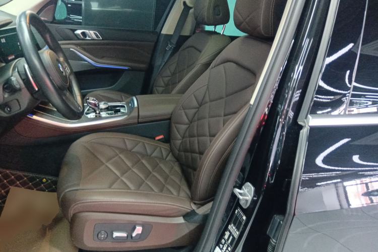 Used BMW X5 2022 Restyled xDrive 30Li Luxury Version M Sport Package