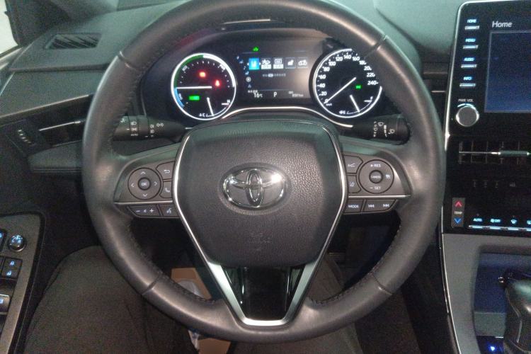 Used Toyota Avalon 2019 Dual-Engine 2.5L Luxury Edition China VI Standard Steering Wheel