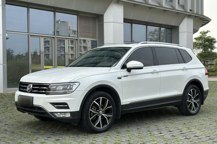 Used Volkswagen Tiguan L 2019 330TSI Automatic Two-Wheel Drive Smart Luxury Version China VI Standard