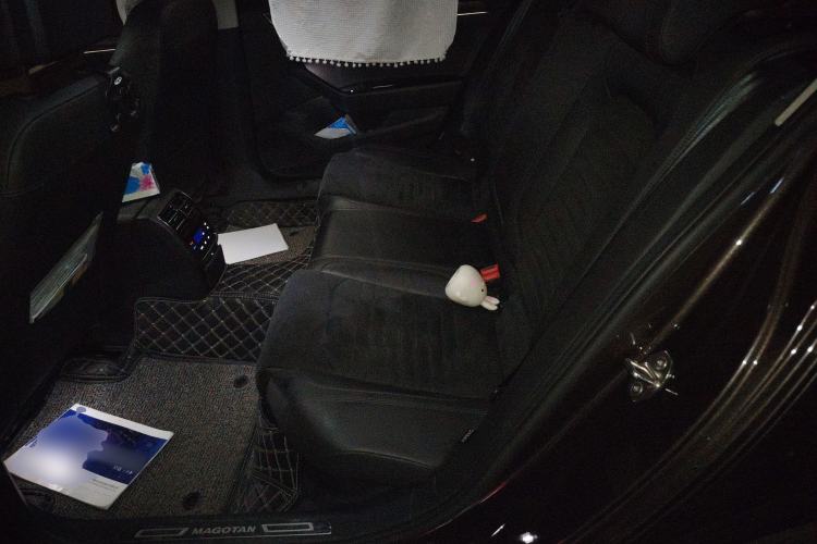 Used Volkswagen Magotan 2018 330TSI DSG Luxury Model Left Rear Seat