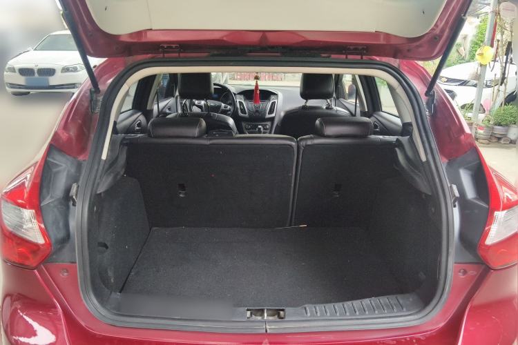 Used Ford Focus 2012 Hatchback 1.6L Automatic Fashion Edition
