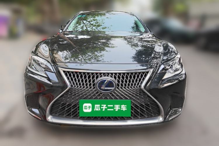 Used Lexus LS 2018 500h Excellence Edition China VI standard