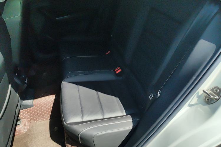 Used Volkswagen T-ROC 2022 280TSI DSG Two-Wheel Drive Comfort PLUS Left Rear Seat