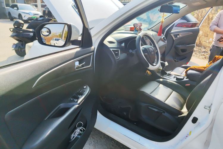 Used Changan CS75 2014 1.8T Automatic Elite Model China IV Standard