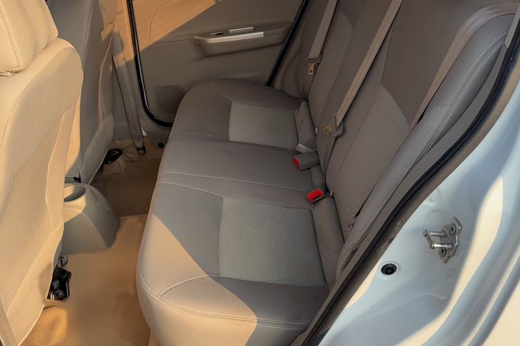 Used Changan Alsvin V3 2015 1.4L Manual Meiman Model China IV Standard
