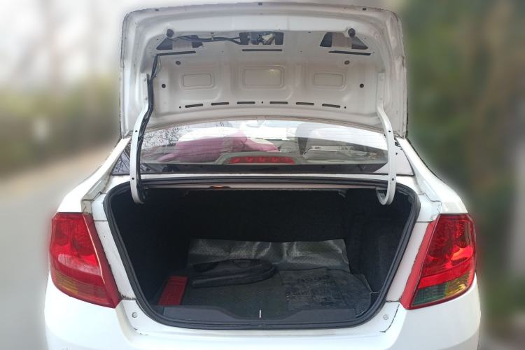 Used Chevrolet Sail 2011 Sedan 1.4L AMT Happiness Edition