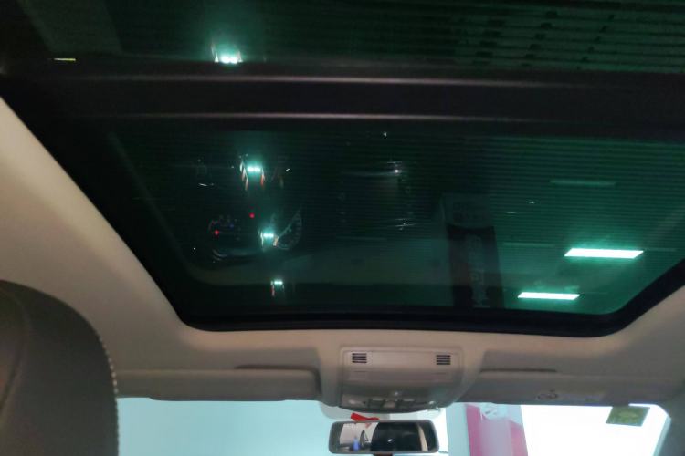 Used Volkswagen T-ROC 2018 280TSI DSG Two-Wheel-Drive Comfort Version China V Standard