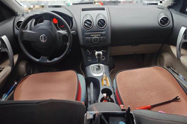 Used Nissan Qashqai 2008 20S Fire CVT 2WD Center Console