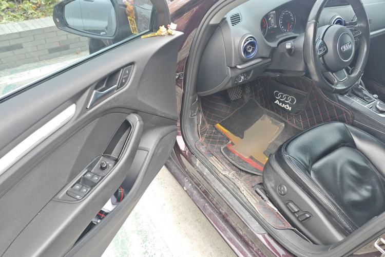 Used Audi A3 2014 Limousine 35 TFSI Automatic Fashion Model
