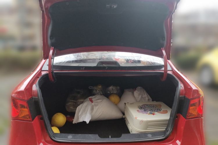 Used Roewe 350 2015 1.5L Automatic Luxury Sunroof Edition
