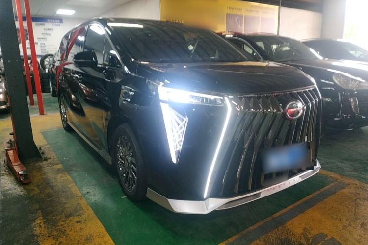 Used GAC Trumpchi M8 2023 Zongshi Series Dual-Motor YuZun Edition Front Right 45 Deg