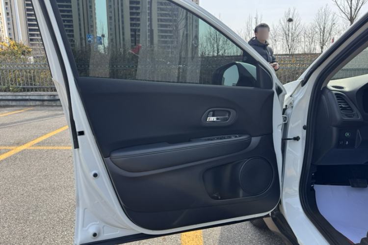 Used Honda Vezel 2017 1.5L CVT 2WD Comfort Model
