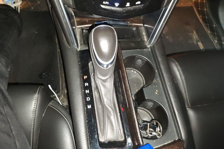 Used Cadillac XTS 2018 28T Tech Edition Gear Lever