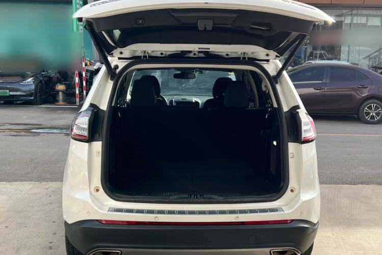 Used Ford Edge 2018 EcoBoost 245 Four-Wheel Drive Titanium 7-Seater