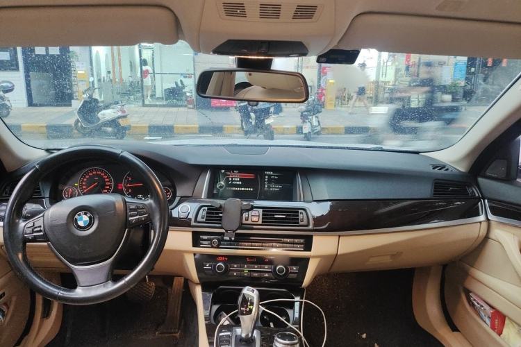 Used BMW 5 Series 2014 528Li xDrive Premium Edition