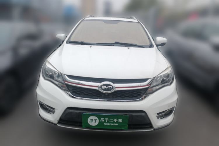 Used BYD S7 2017 2.0T Automatic Prestige Edition Front