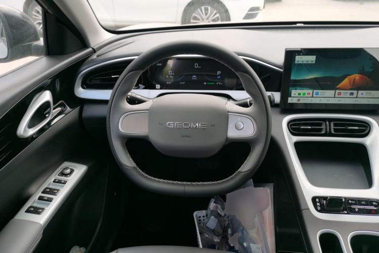 Used Geely Galaxy Geome 2026 Model 310km Youth Edition Steering Wheel