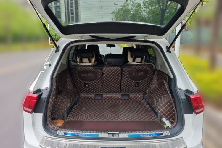 Used Volkswagen Tiguan L 2018 Revised Version 330TSI Automatic Two-Wheel Drive Comfort Edition