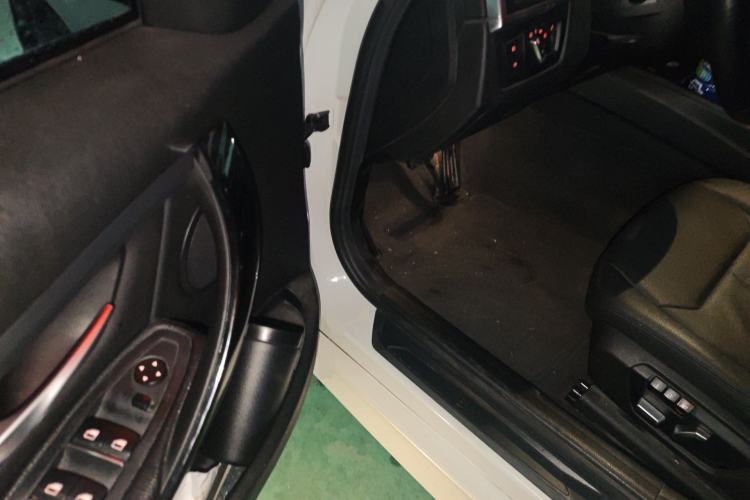 Used BMW 3 Series 2016 320Li Ambition Model