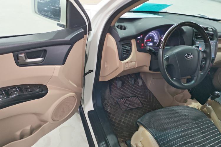 Used Kia Sportage 2013 2.0L Manual Two-Wheel Drive GL Trim