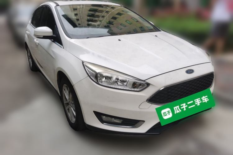 Used Ford Focus 2017 Hatchback EcoBoost 180 Automatic Elite Model Front Right 45 Deg