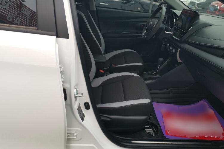 Used Toyota YARiS L Zhi Xuan 2022 X-Trail 1.5L CVT Leading PLUS Edition Right Front Seat