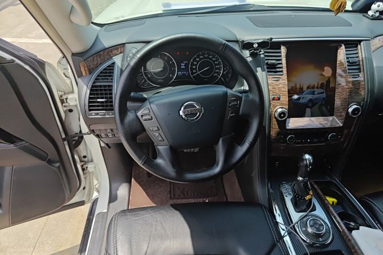 Used Nissan Patrol  Steering Wheel